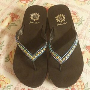 Yellow Box Women's Flip Flops